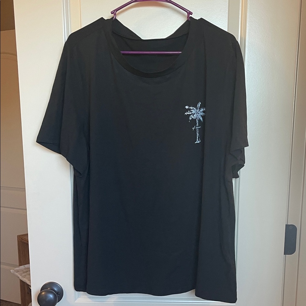 SHEIN Black Short Sleeve Tee with Palm Tree Design